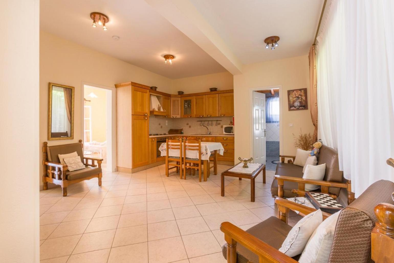 Villa Aris Gimari ภายนอก รูปภาพ
